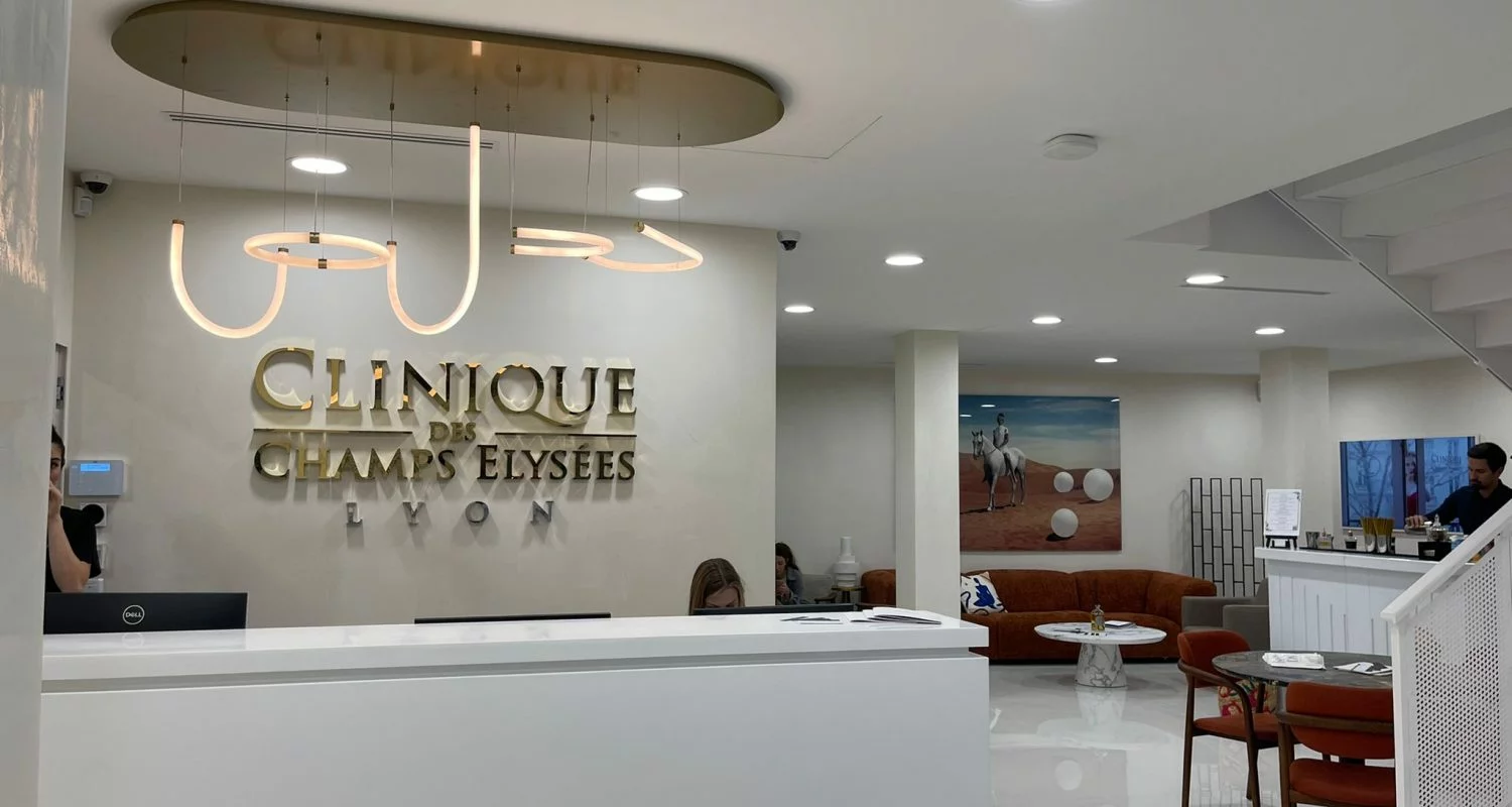 Clinique spécialisée en greffe de cheveux à Lyon
