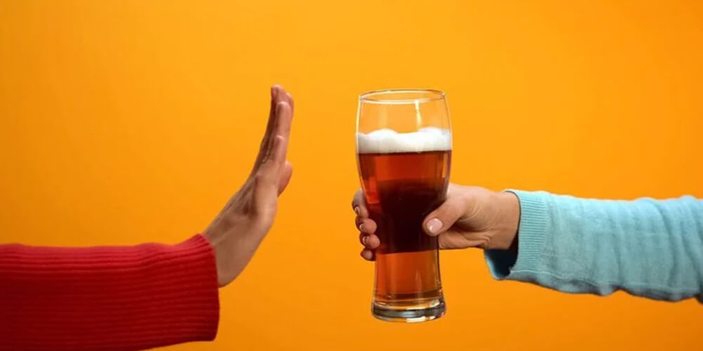 Combien-de-temps-faut-il-attendre-avant-de-reconsommer-alcool-apres-greffe-de-cheveux-Choi